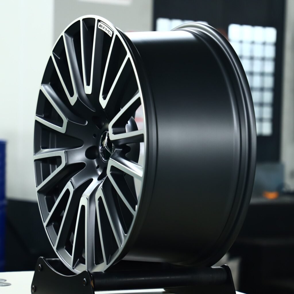 Mercedes-Benz S-Class wheels – Custom Finish Machined Face, angled view