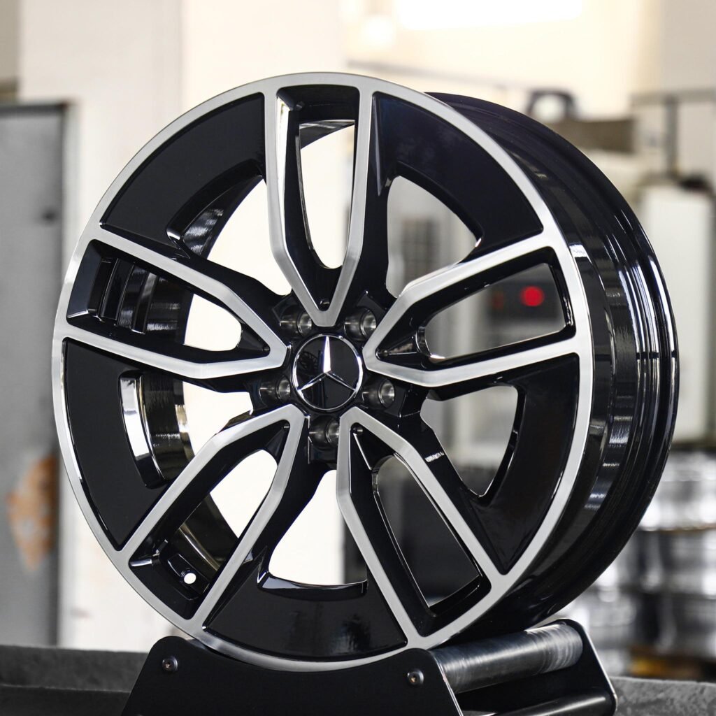 Mercedes-Benz S-Class wheels – Custom Finish Machined Face, angled view