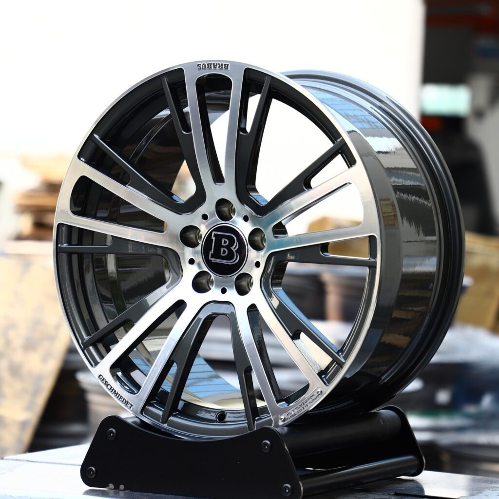 Mercedes-Benz G55 AMG wheels – Custom Finish Machined Face (Brabus-Style), angled view