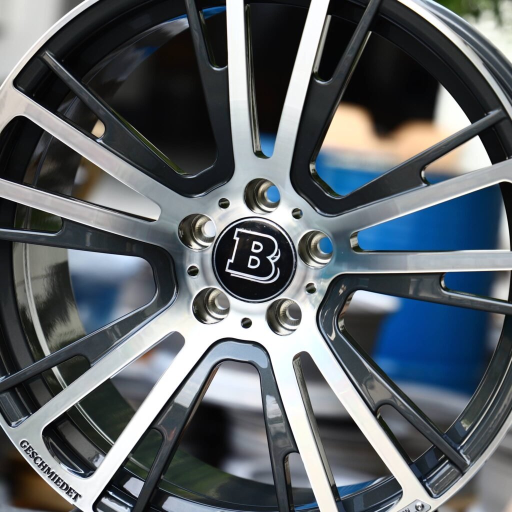 Mercedes-Benz G-Class W463 wheels – Custom Finish Machined Face (Brabus-Style), lip and barrel detail