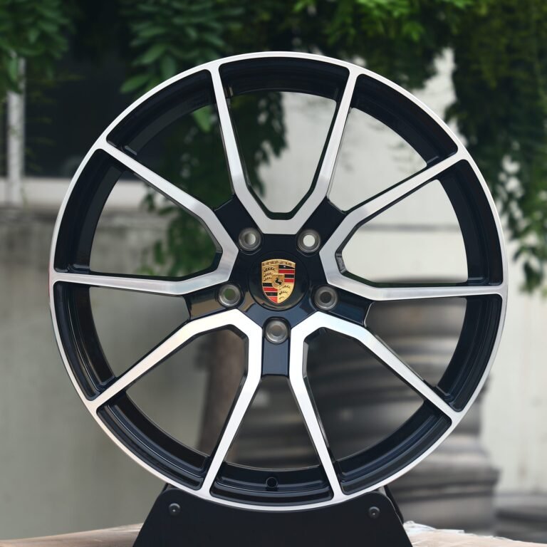Кованые диски на Porsche Panamera — Кованый диск — с проточкой лицевой части, любой цвет по RAL
