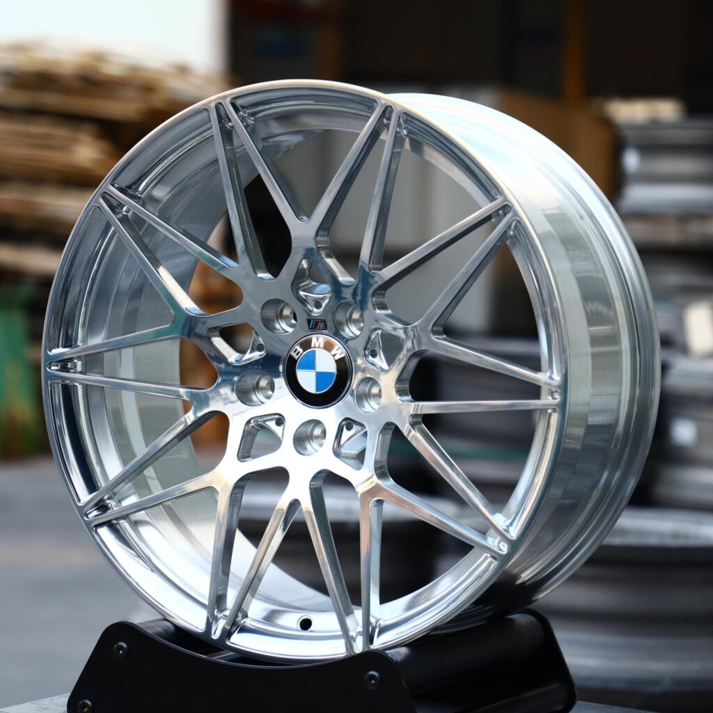 BMW M5 wheels – Custom Finish Mirror Polished, angled view