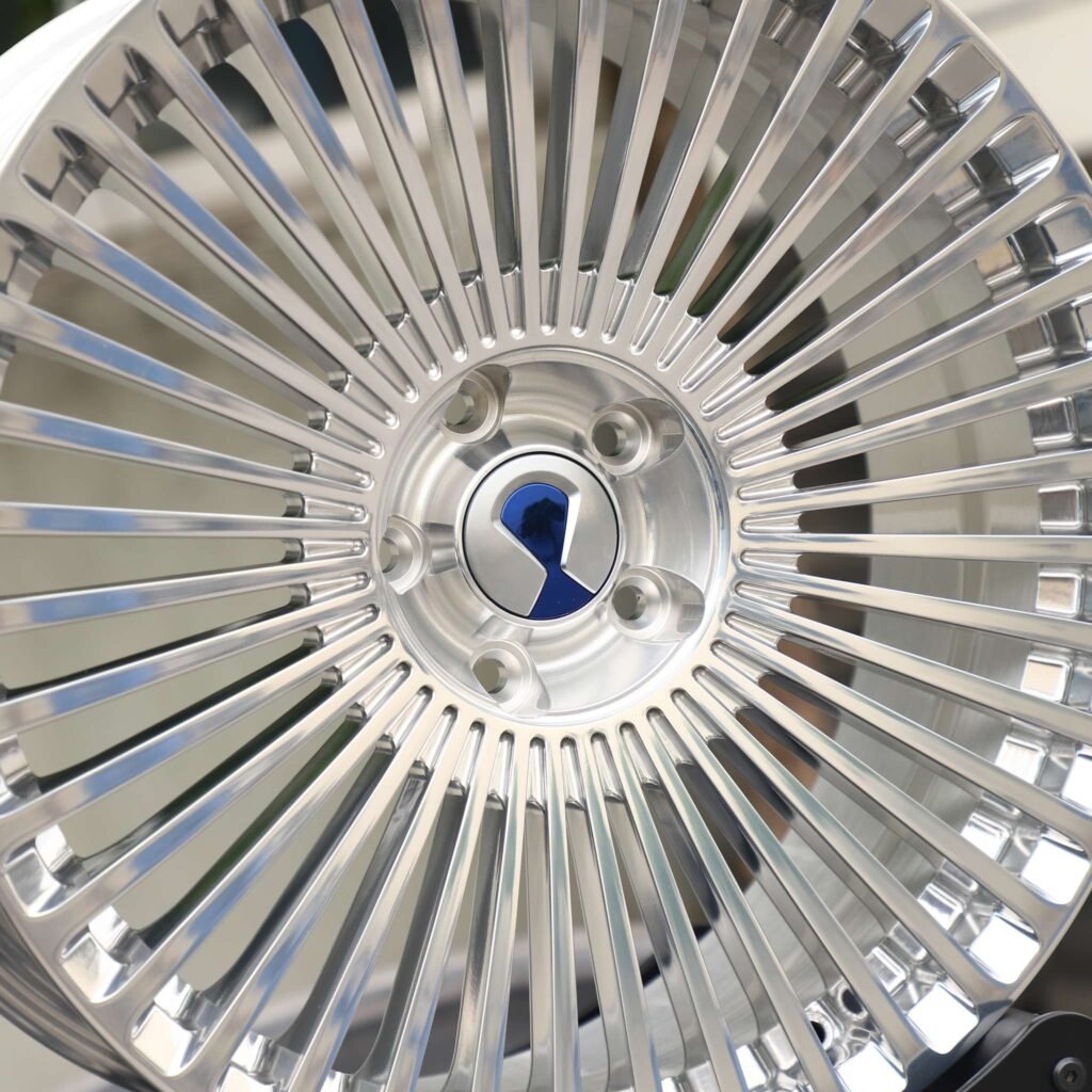 BMW M3 F80 wheels – Custom Finish Multi-Spoke Mirror Polished, lip and barrel detail