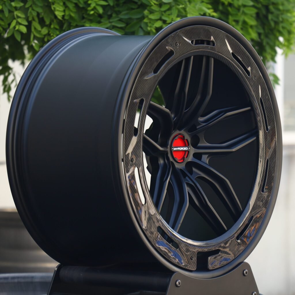 BMW M4 F82 wheels – Custom Finish Petal Carbon Fibre, lip and barrel detail