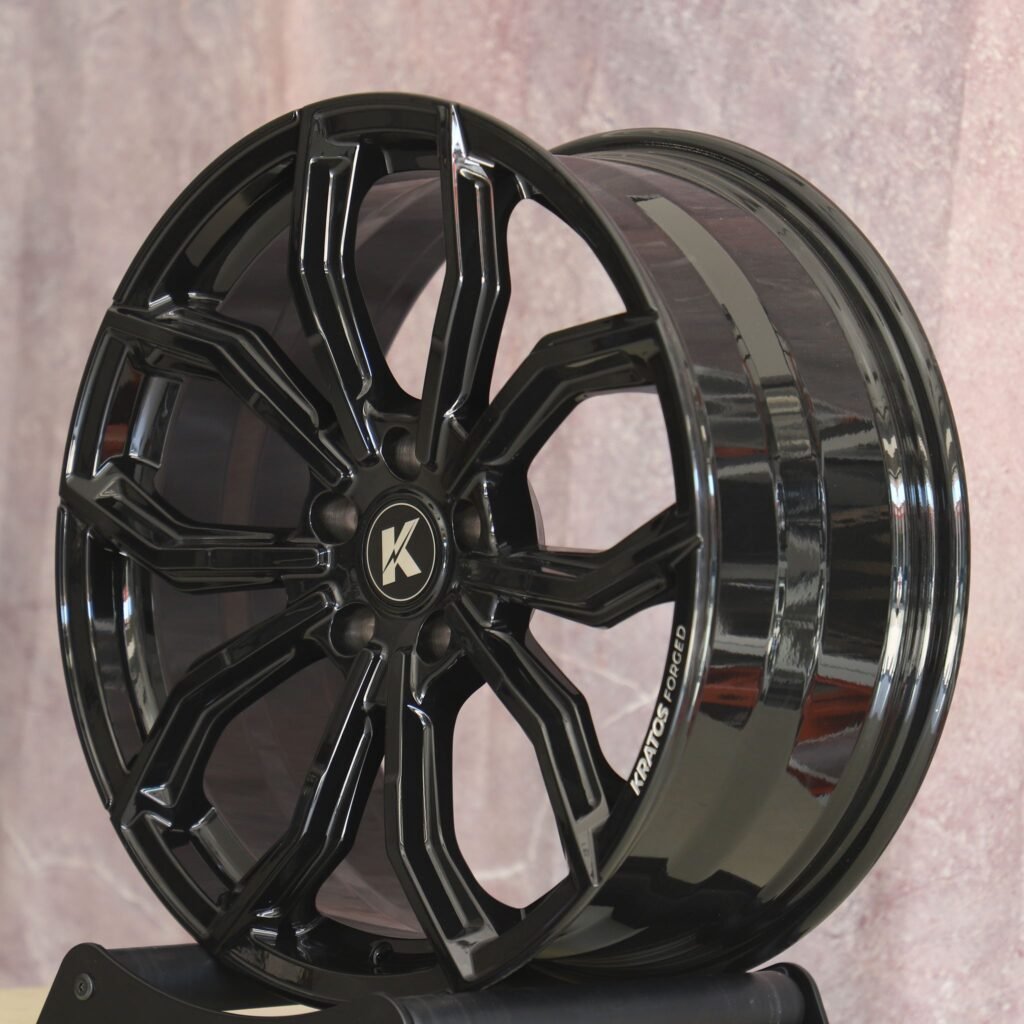 Audi A4 B9 wheels – Custom Finish Petal, lip and barrel detail