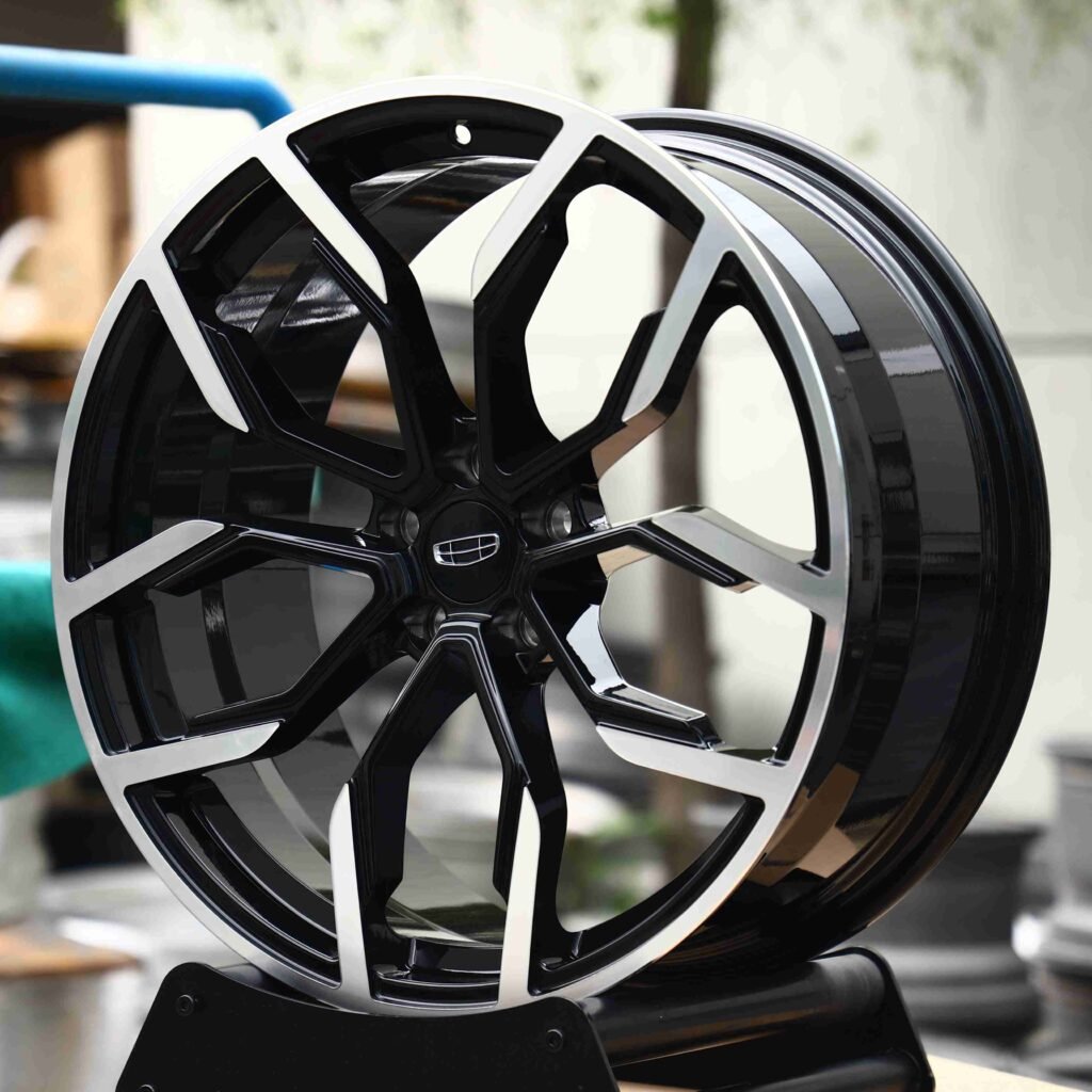 Custom Finish Petal Machined Face Forged Wheels - Geely Xingyue / Geely Emgrand Fitment (5-Lug) view 2