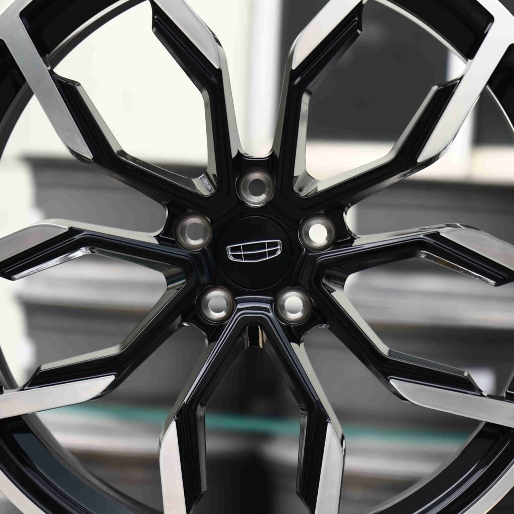 Custom Finish Petal Machined Face Forged Wheels - Geely Xingyue / Geely Emgrand Fitment (5-Lug) view 4