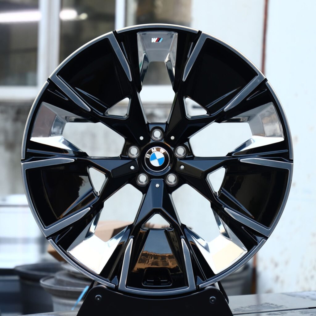 BMW M3 wheels – Custom Finish Split Machined Face, front view