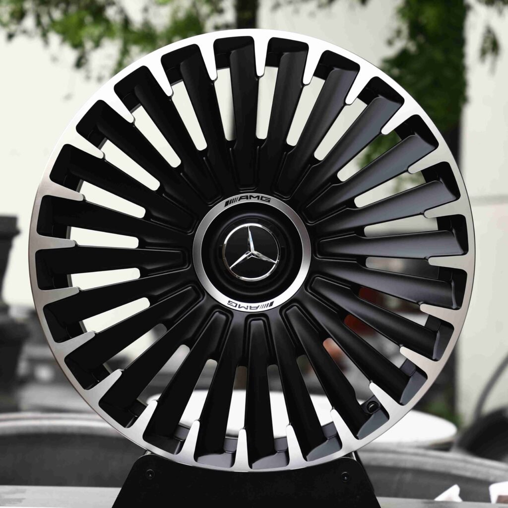 Custom Finish Turbine Directional Milled Machined Face Forged Wheels - Mercedes-Benz E-Class / Mercedes-Benz S-Class Fitment (5-Lug) Monoblock forged wheel