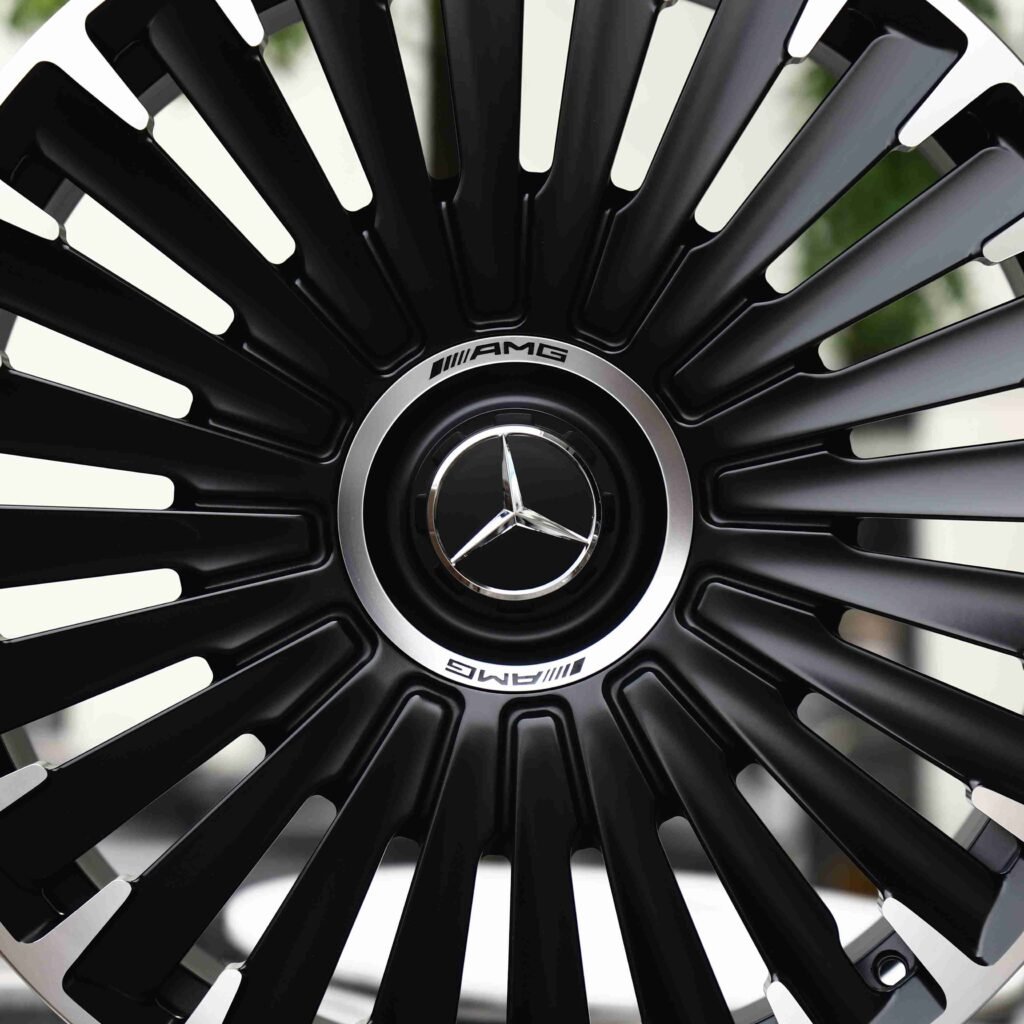 Custom Finish Turbine Directional Milled Machined Face Forged Wheels - Mercedes-Benz E-Class / Mercedes-Benz S-Class Fitment (5-Lug) view 4