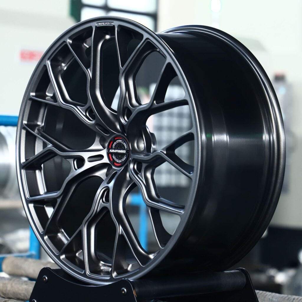 5x112 wheels – Dark Gray 10 Y-Spoke, side view