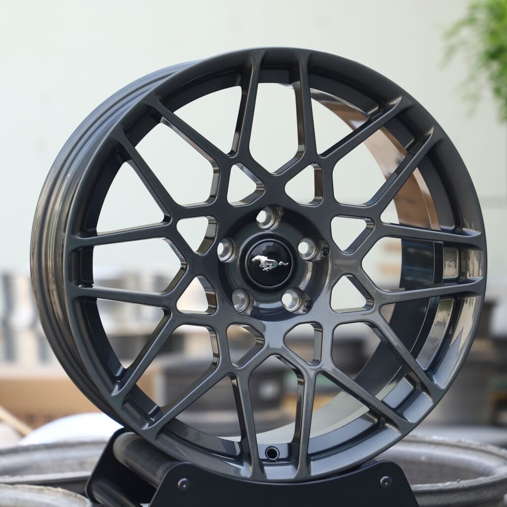 5x114.3 wheels – Dark Gunmetal Cut-Out, side view