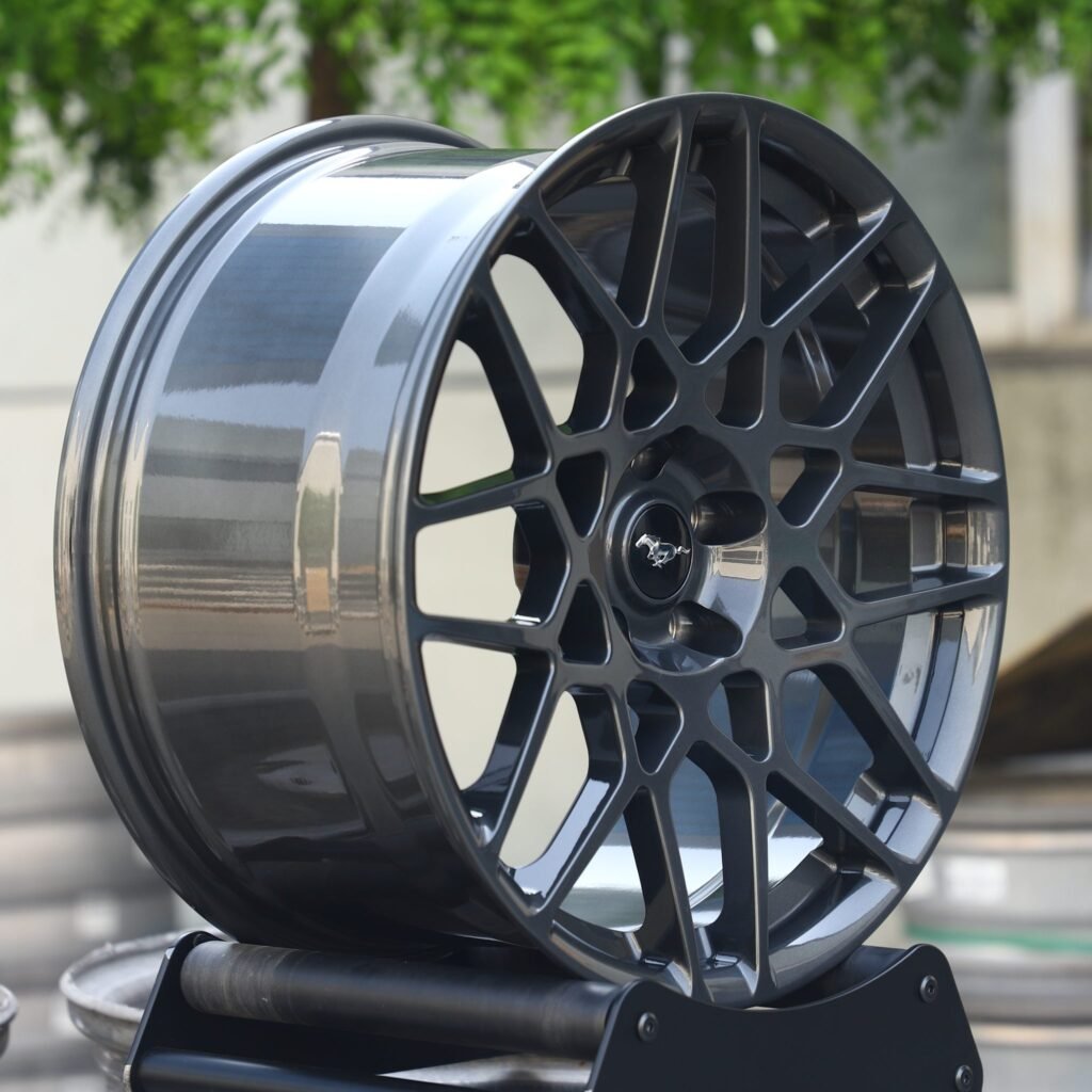 Tesla Model 3 wheels – Dark Gunmetal Cut-Out, lip and barrel detail
