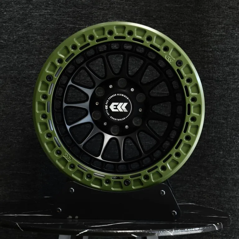 Toyota 4Runner wheels – ECC Army Green / Gloss Black Custom Beadlock, front view
