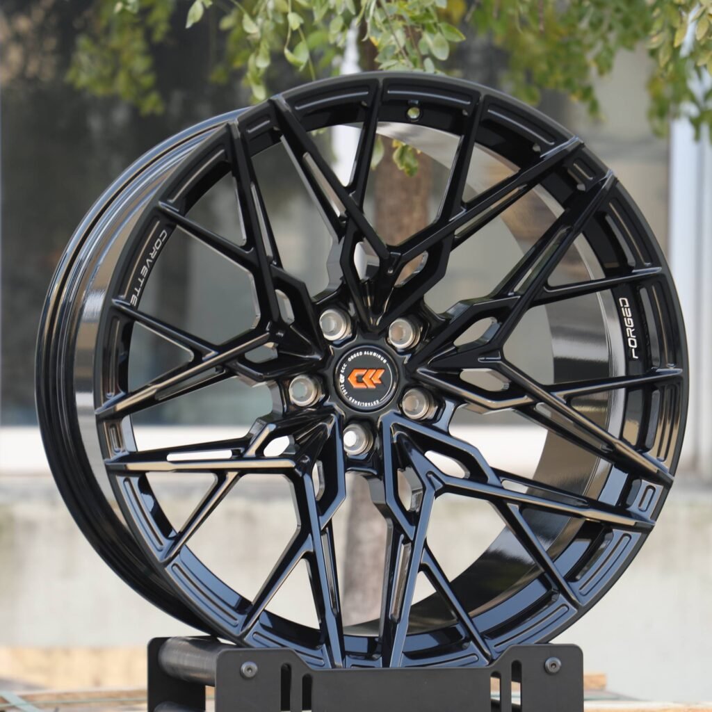Audi RS5 wheels – ECC Gloss Black Cross-Spoke, angled view