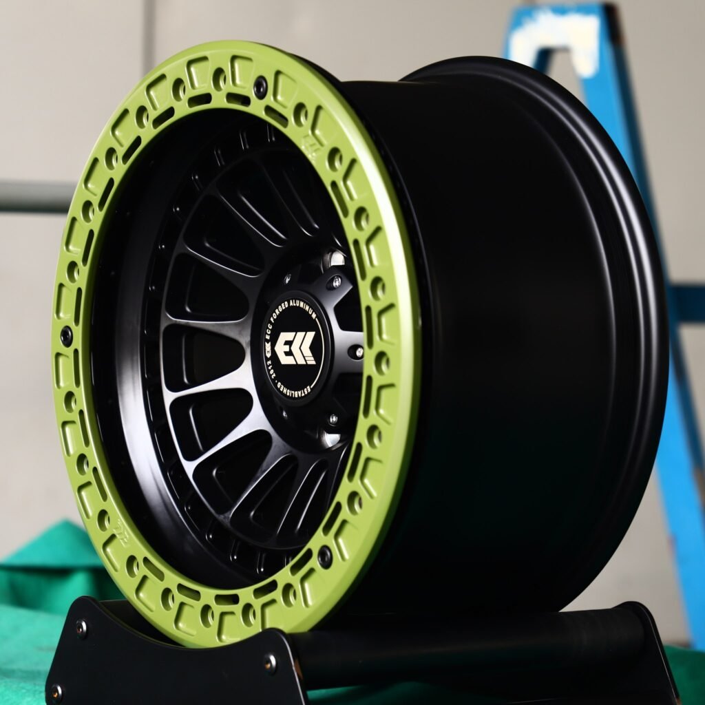 5x127 wheels – ECC Green / Gloss Black Double-Ring Beadlock, side view