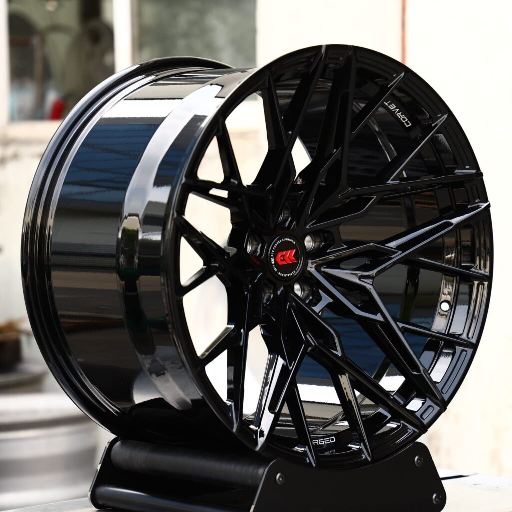 5x130 wheels – ECC Matte Silver Cross-Spoke Concave, side view