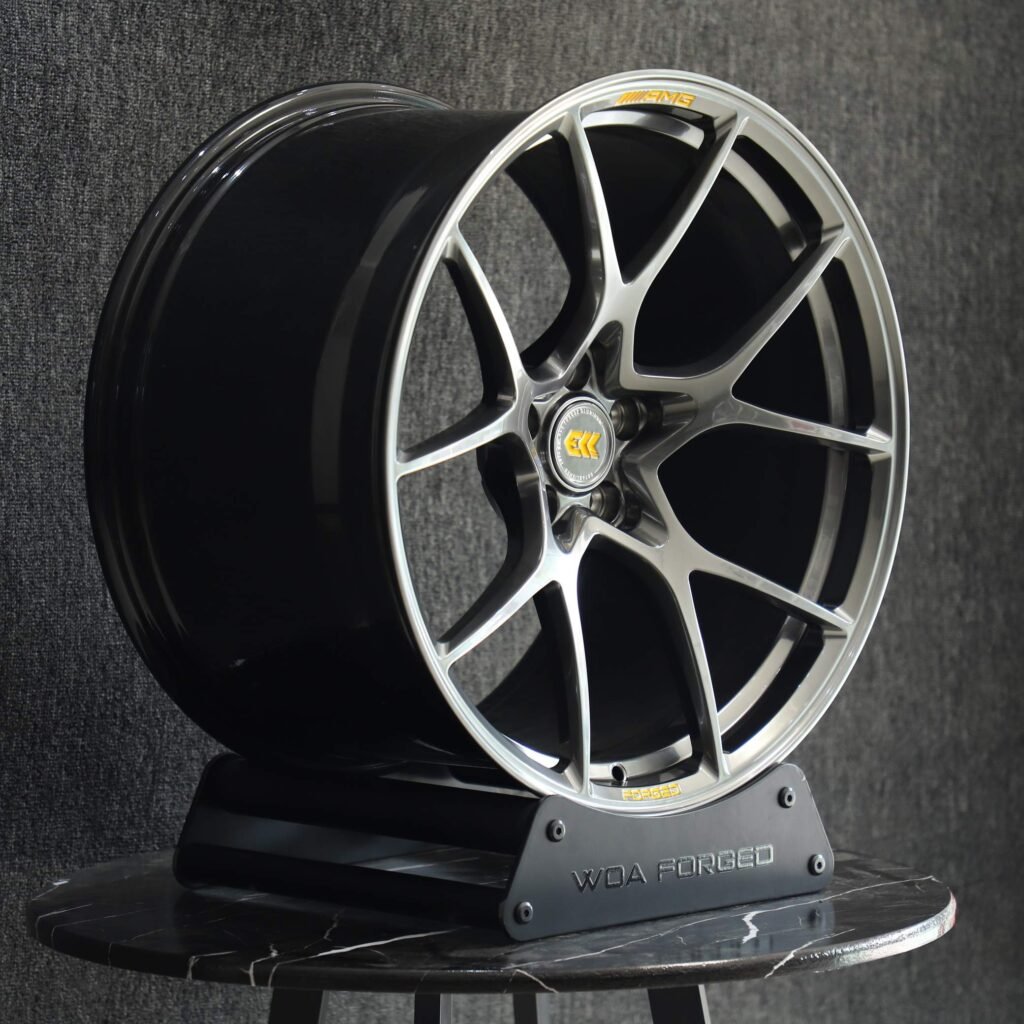 5x112 wheels – ECC Metallic Gray 5 Y-Spoke, side view