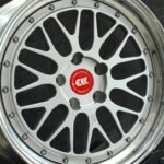 ANK-67044 — спицы крупным планом