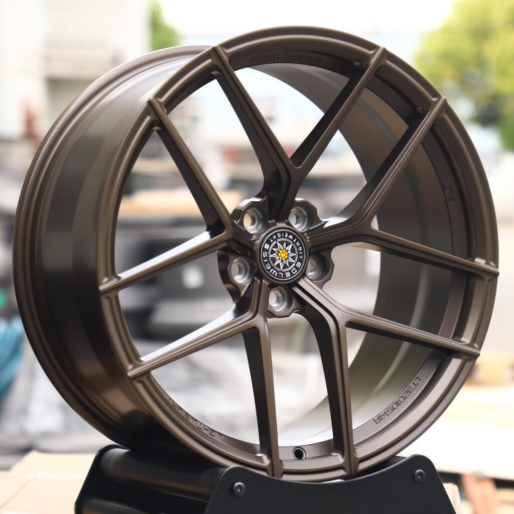 Edelweiss LT3 Bronze Gold 5 Y-Spoke Daisy-Spoke Forged Wheels - BMW 5 Series / Audi A6 Fitment (5-Lug) view 4