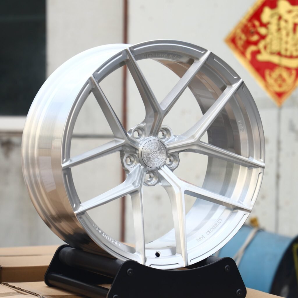 BMW M3 G80 wheels – Edelweiss LT3 Brushed Silver 5 Y-Spoke, angled view