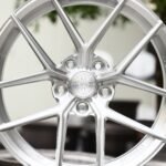 ANK-72617 — спицы крупным планом