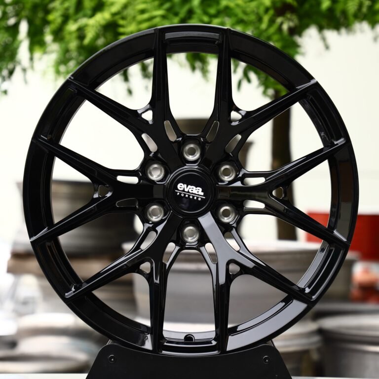 Toyota 4Runner wheels – Gloss Black 6 Split-Spoke (EVAA-Style), front view