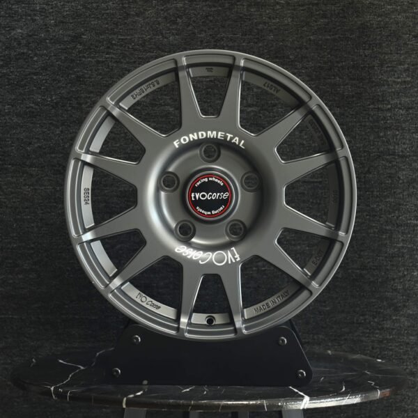 Porsche 911 wheels – EvoCorse Light Gunmetal 12-Spoke, front view