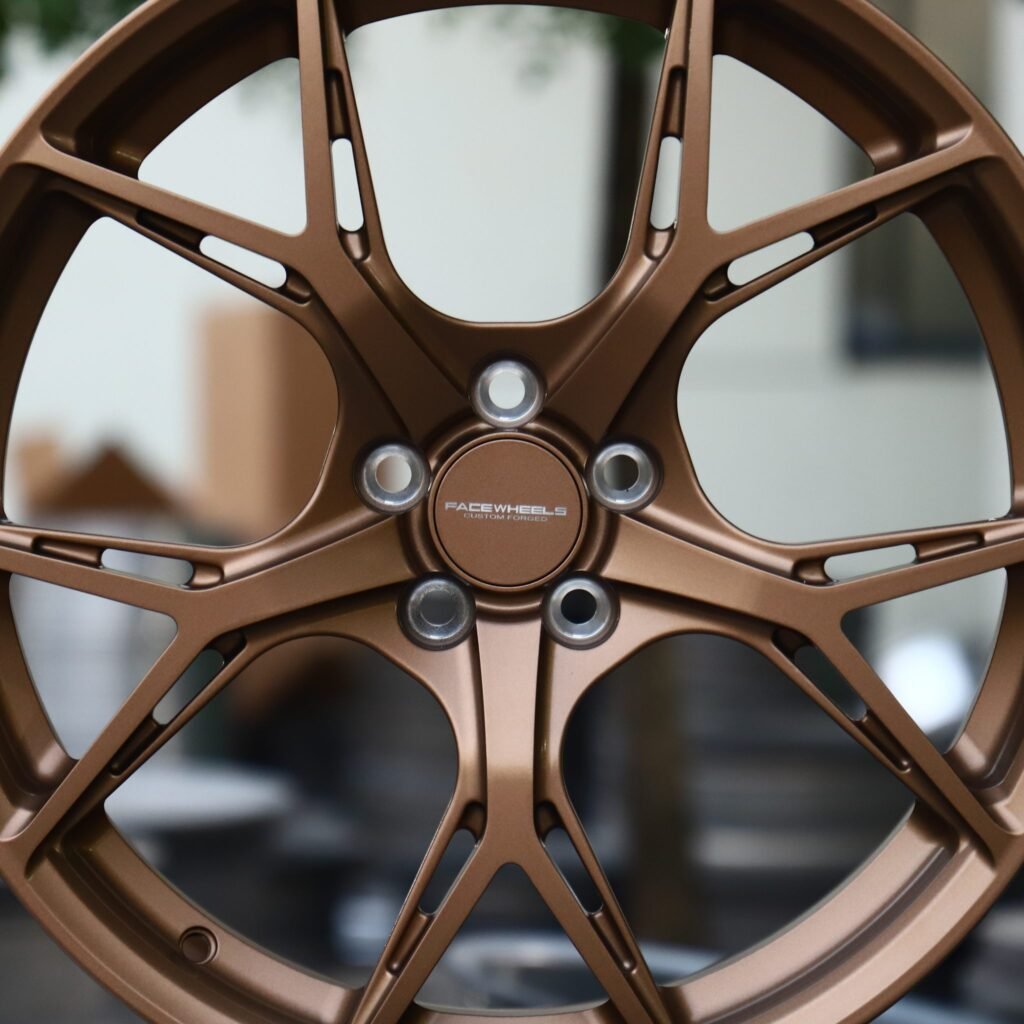 BMW M4 F82 wheels – FACE Bronze 5 Y-Spoke, lip and barrel detail