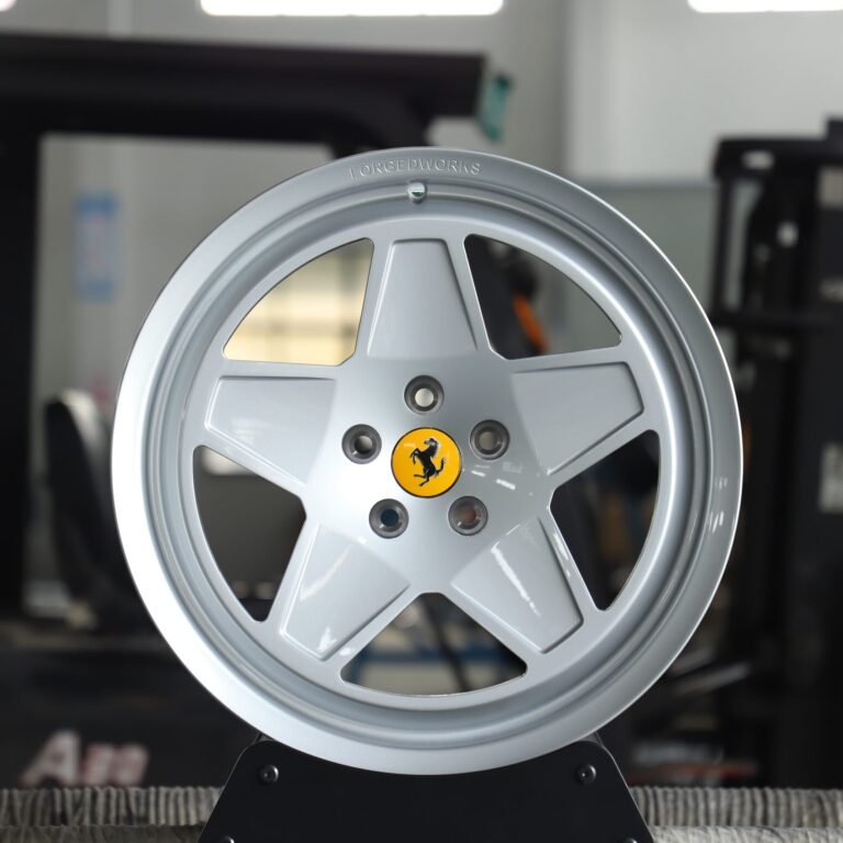 Ferrari 488 wheels – Bright Silver 5-Spoke Deep Lip, front view