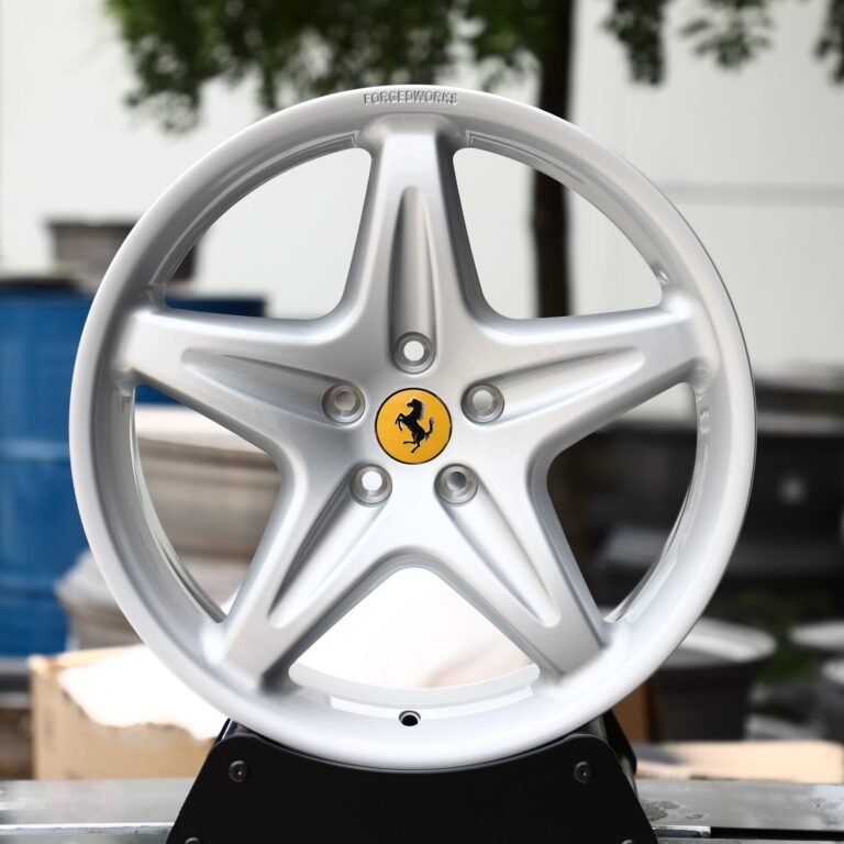 Ferrari 488 wheels – Gloss Silver 5-Spoke, front view