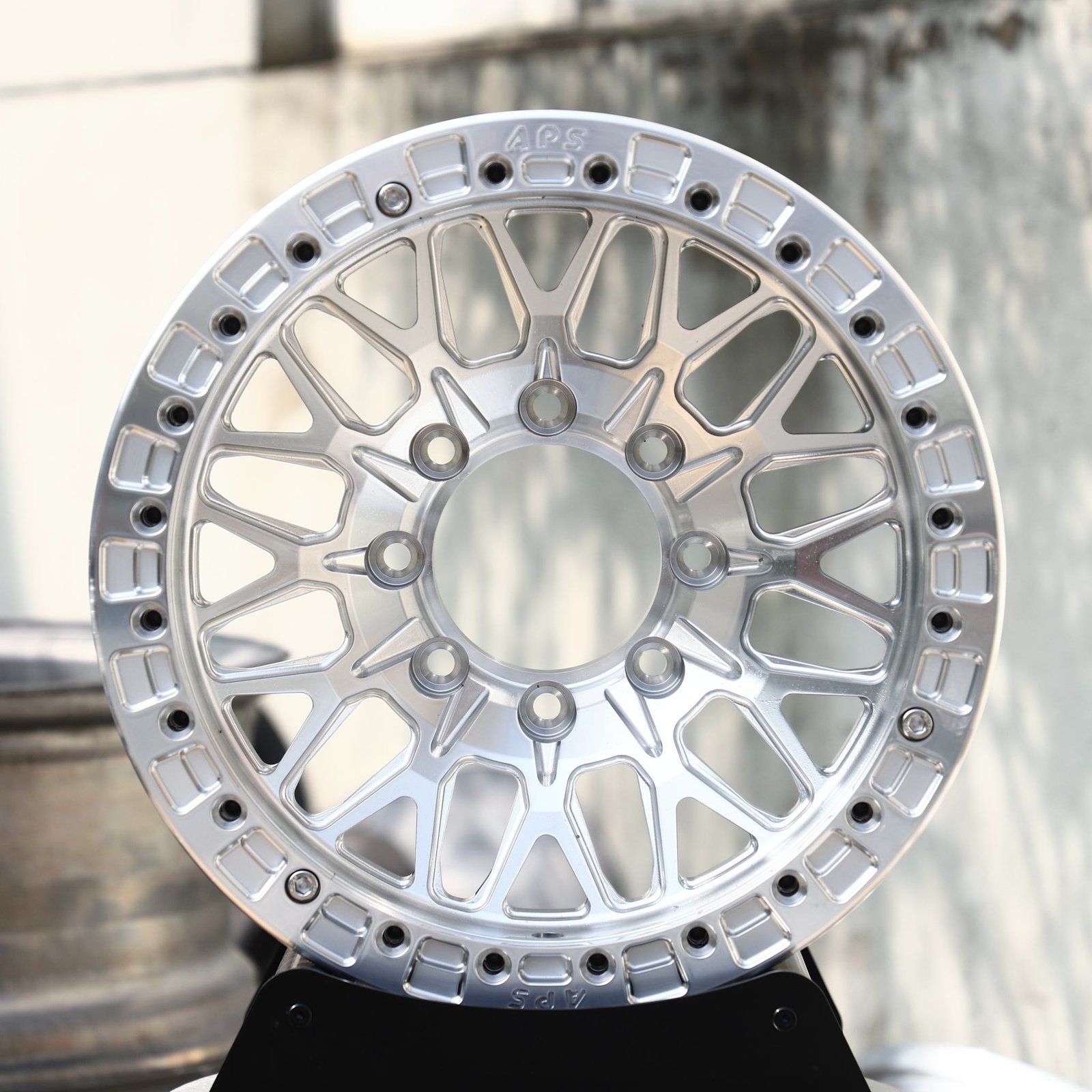Ford F-250 Super Duty wheels – Brushed Silver Fine Mesh Beadlock, front view