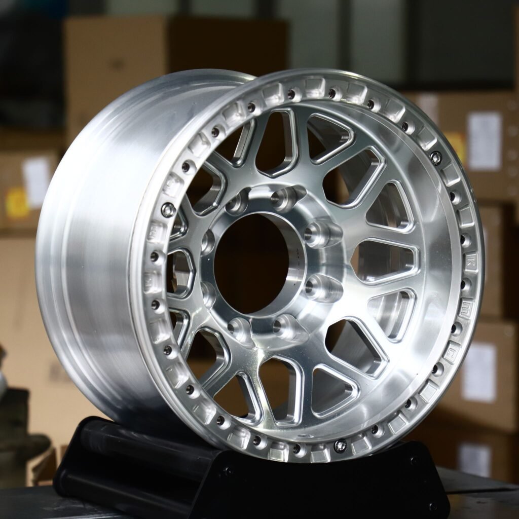 Chevrolet Silverado HD wheels – Brushed Silver Mesh Beadlock, angled view