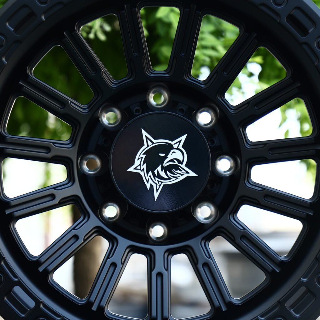 Chevrolet Silverado 2500HD wheels – Matte Black 16-Spoke Beadlock, lip and barrel detail