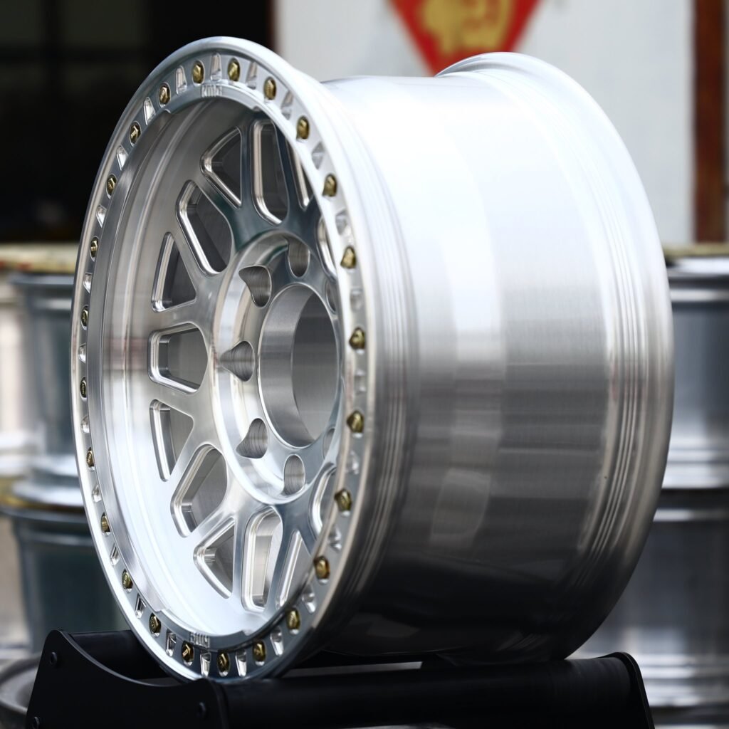 8x170 wheels – Mirror Polished Mesh Beadlock, side view