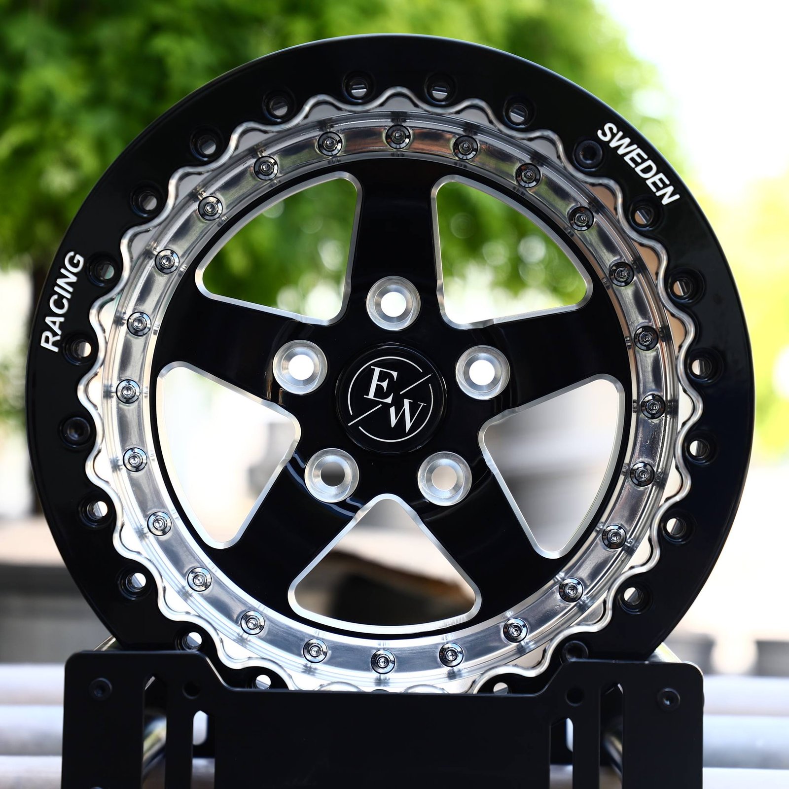 Ford Mustang wheels – Gloss Black / Mirror Milled 5-Spoke Beadlock, front view