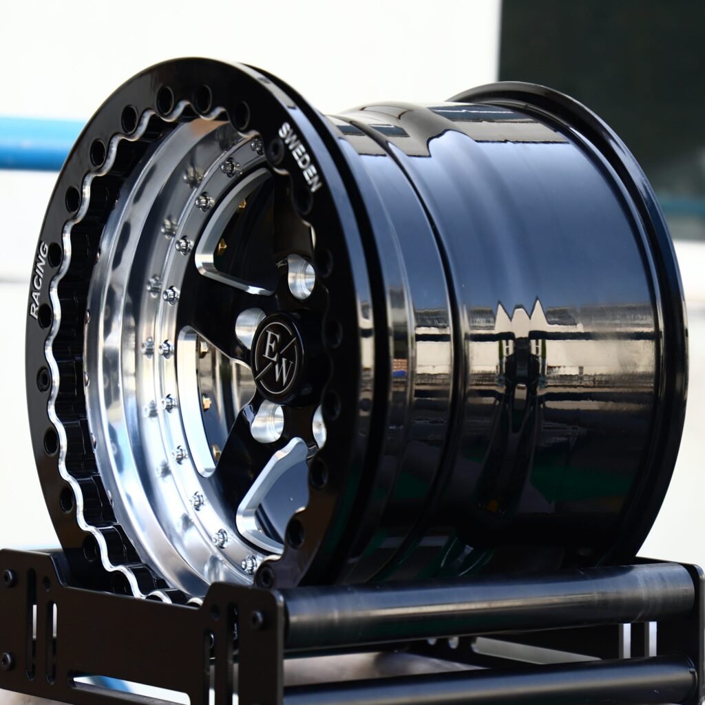5x114.3 wheels – Gloss Black / Mirror Milled 5-Spoke Beadlock, side view