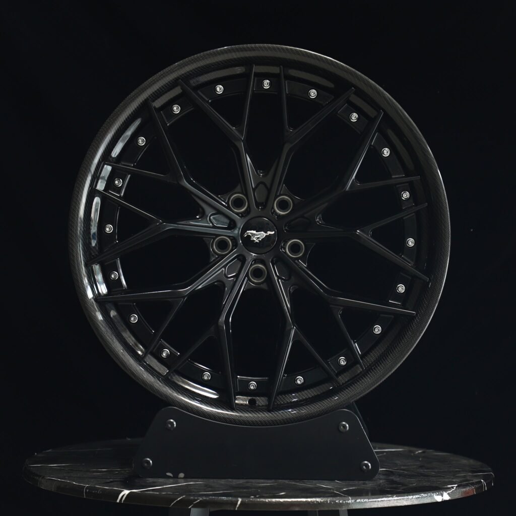 Ford Mustang Style Custom Finish 2-Piece Carbon Fibre Forged Wheels - Ford Mustang / Chevrolet Corvette Fitment (5-Lug) 2-Piece forged wheel