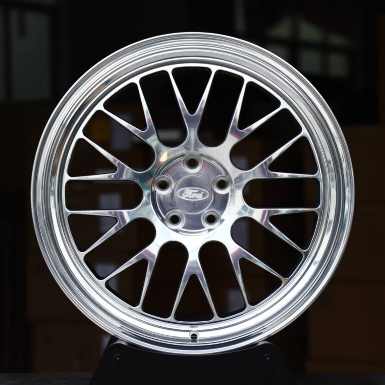 Ford Mustang S550 wheels – Chrome Mesh Polished Deep Lip (Ford OEM-Style), front view