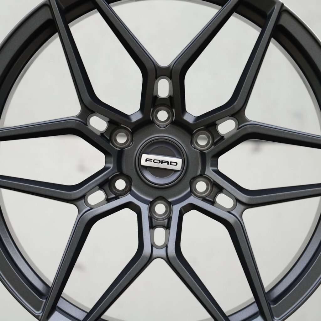 Ford Expedition wheels – Gunmetal 6 Y-Spoke (Ford OEM-Style), angled view