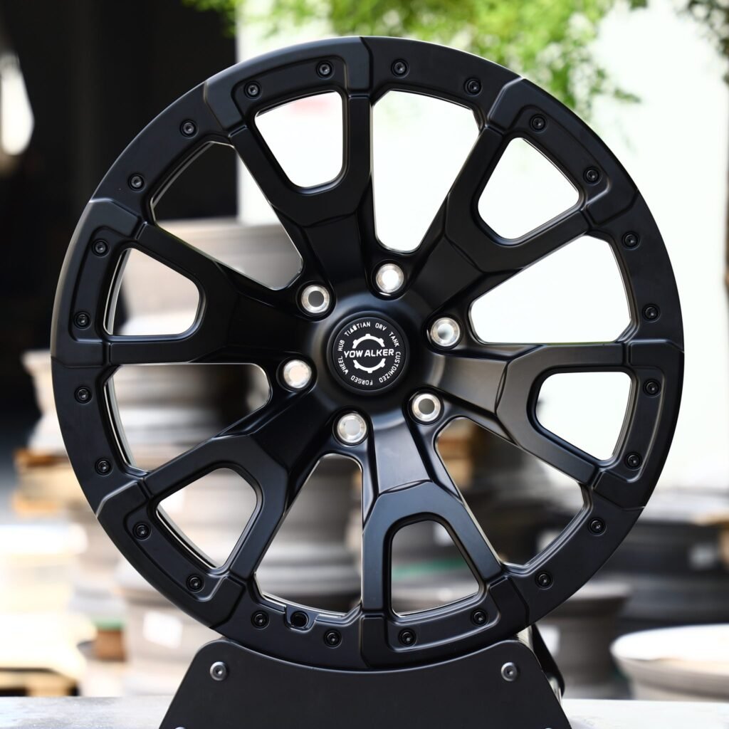 Toyota 4Runner wheels – Gloss Black Exposed Bolt Detail, angled view