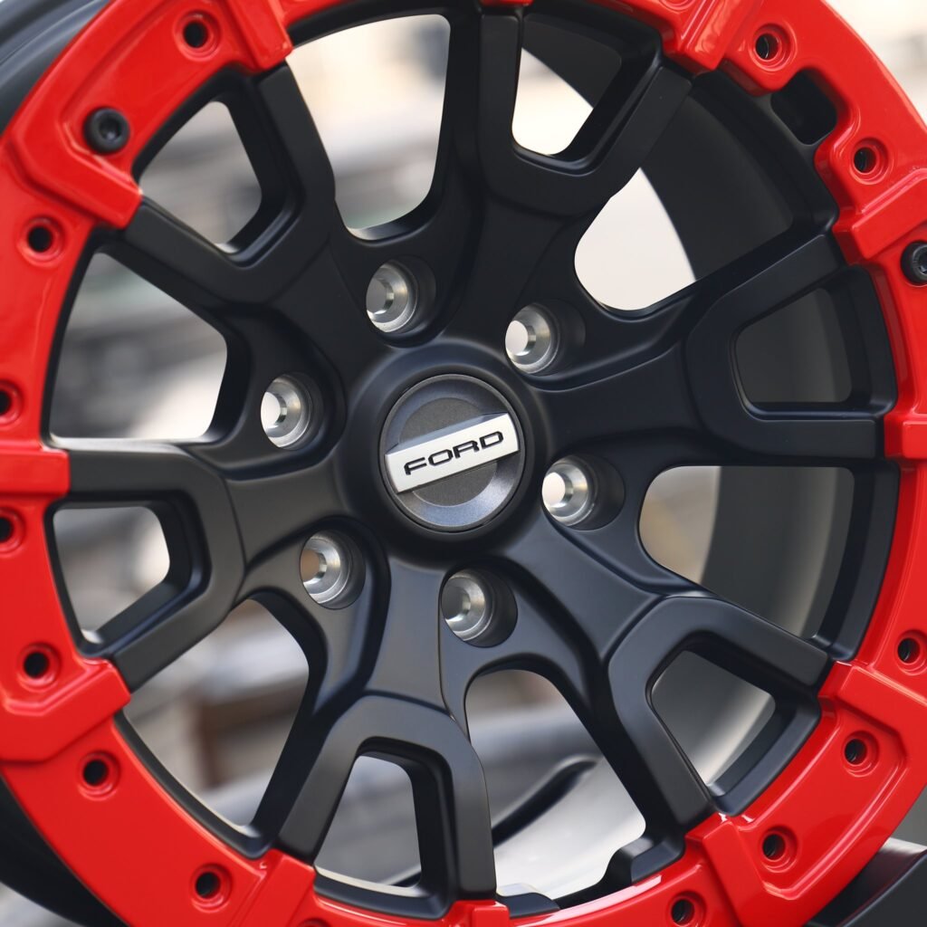 Ford Ranger wheels – Gloss Black / Red Beadlock (Ford OEM-Style), lip and barrel detail