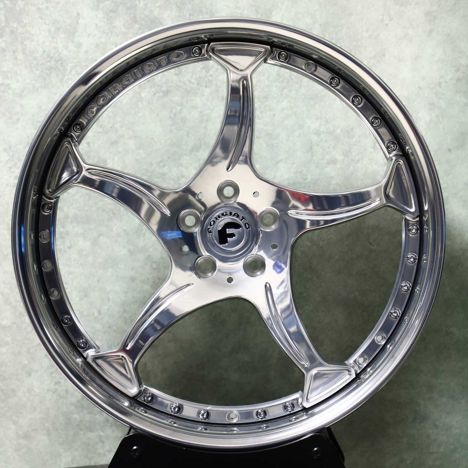 Porsche 911 wheels – Mirror Polished Twin-Blade 5-Spoke 2-Piece (Forgiato-Style), front view