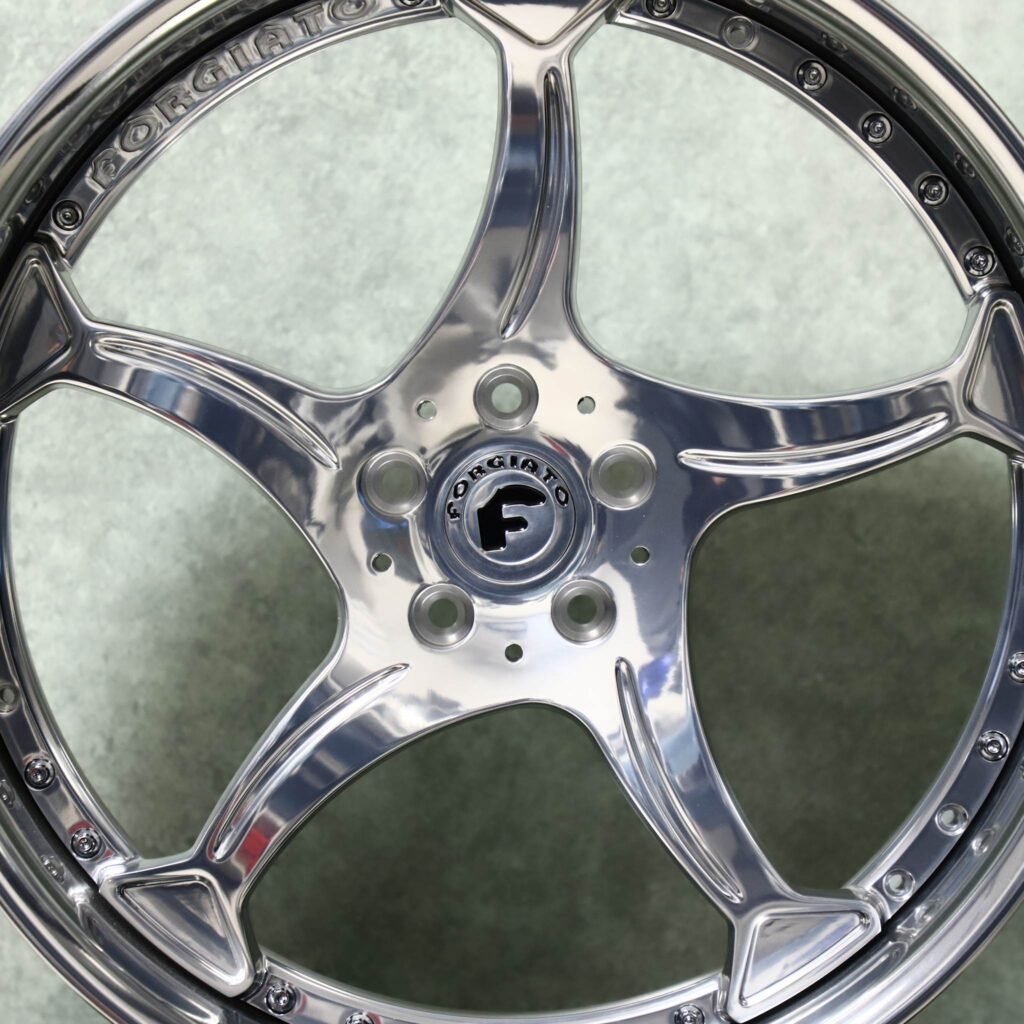 Mercedes-Benz E-Class W213 wheels – Mirror Polished Twin-Blade 5-Spoke 2-Piece (Forgiato-Style), lip and barrel detail