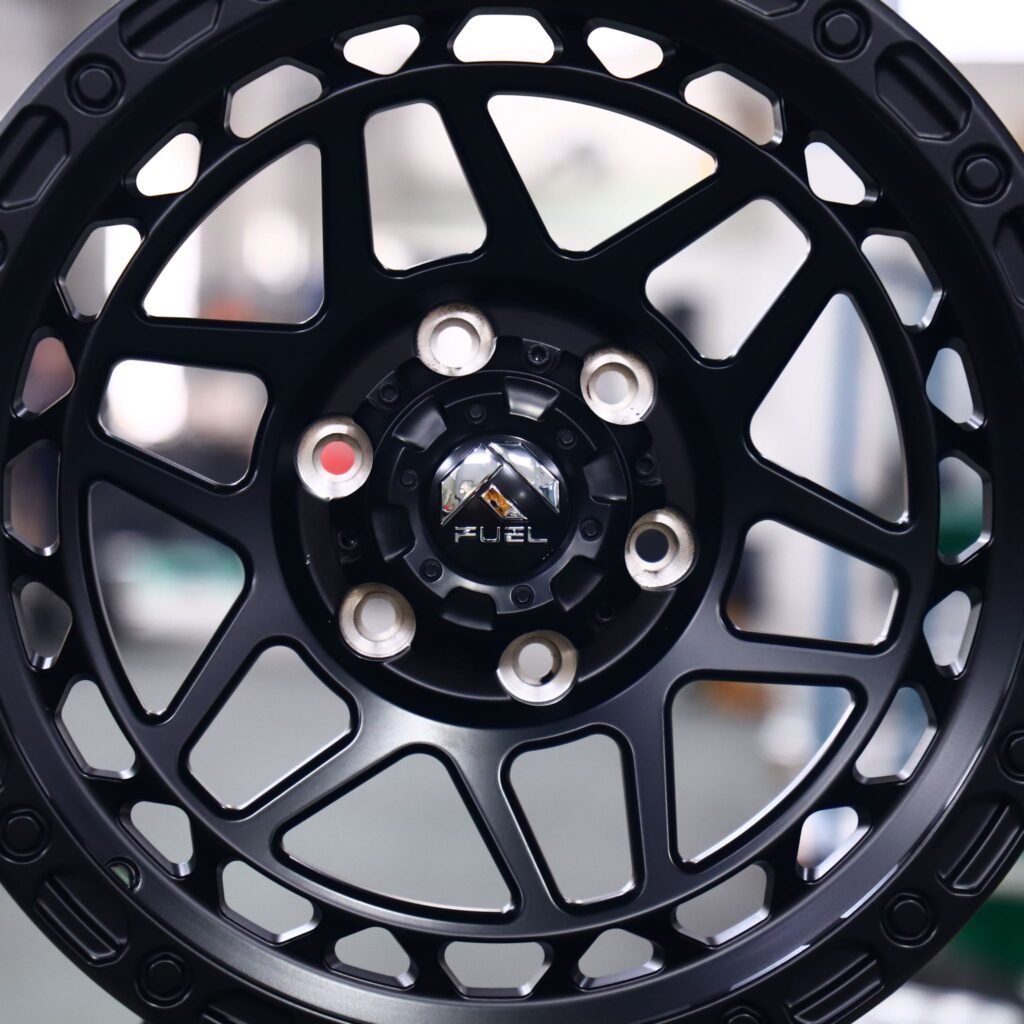 Toyota Tacoma wheels – Fuel Offroad Matte Black Double-Ring Exposed Bolt Detail, lip and barrel detail