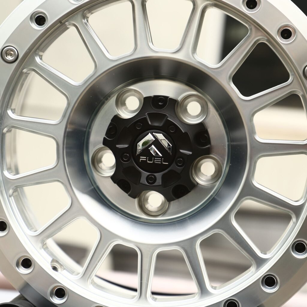 Chevrolet Silverado 1500 wheels – Fuel Silver Custom Beadlock, lip and barrel detail