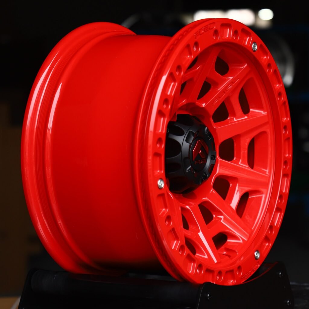 6x135 wheels – Gloss Red Split-Spoke Bolt-Ring (Fuel-Style), side view