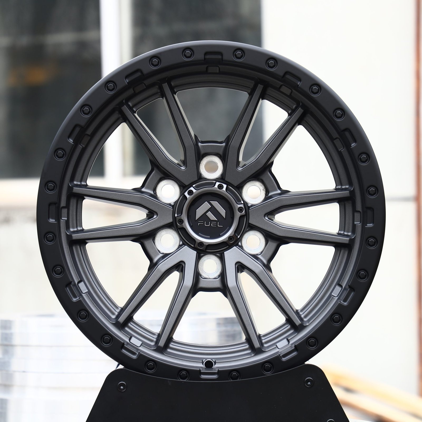 Ford F-150 wheels – Matte Black Multi-Spoke Bolt-Ring (Fuel-Style), front view
