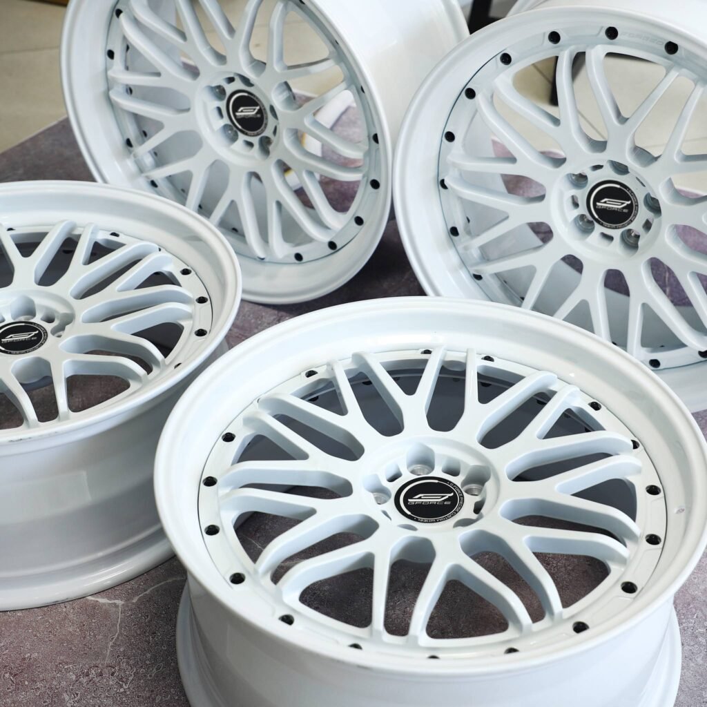 G Force Gloss White Mesh Deep Lip 2-Piece Forged Wheels - Nissan GT-R / Nissan 370Z Fitment (5-Lug) view 4