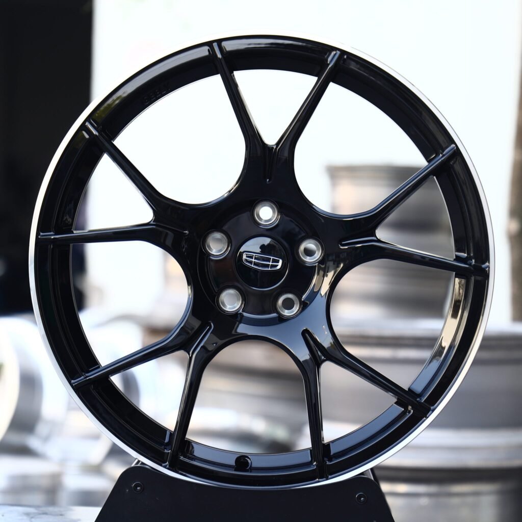 Geely Monjaro wheels – Gloss Black 5 Y-Spoke (Geely OEM-Style), front view